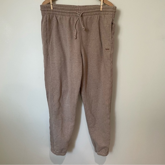 Aritzia TNA Boyfriend Fit Cozy Fleece Cotton Blend Sweatpants Taupe Size Large - Picture 1 of 5